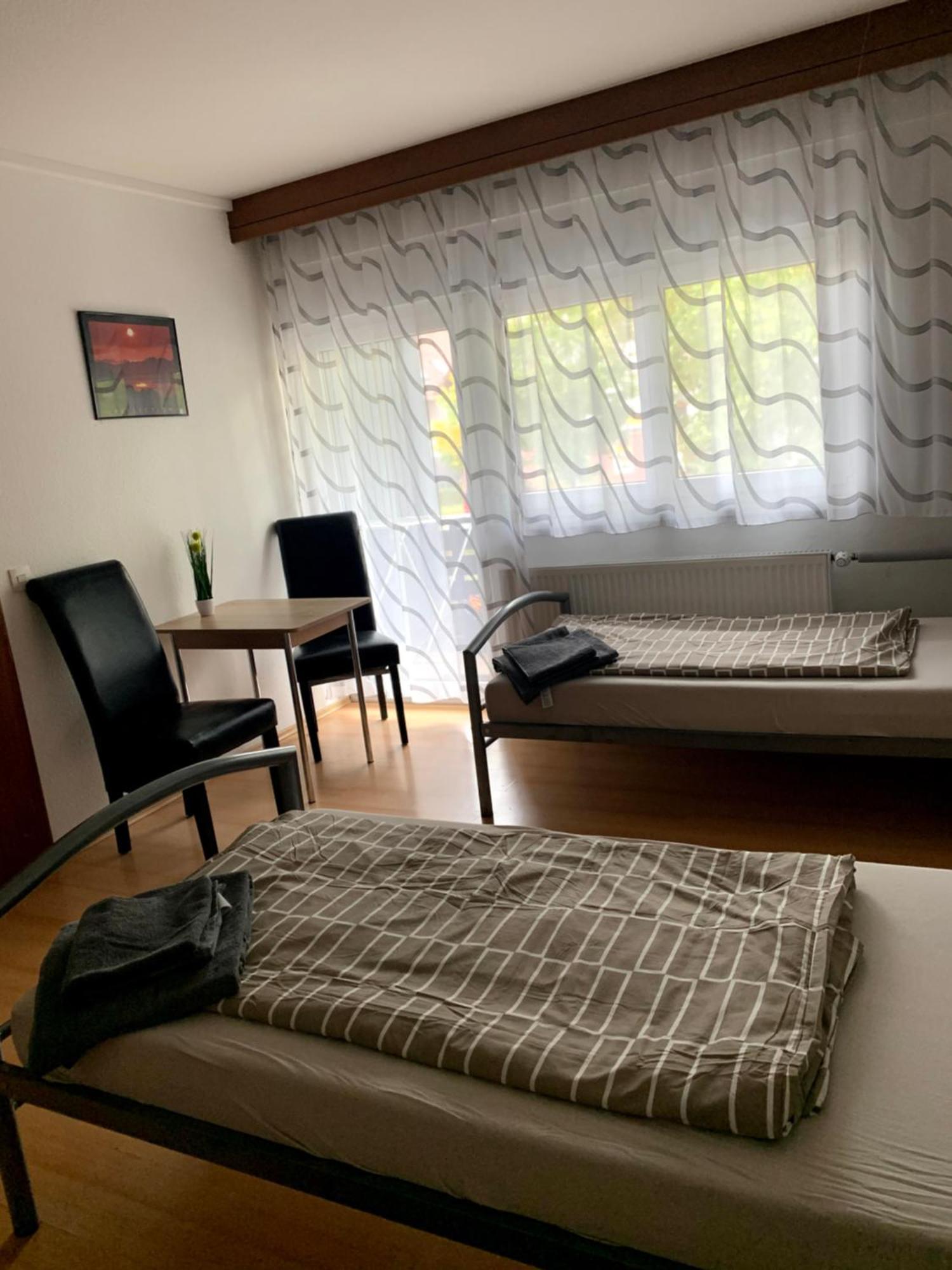 Monteurzimmer - Karlsbad Kültér fotó